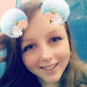 Meet your Posher, Kiya